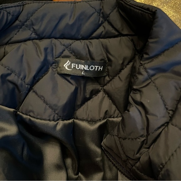 Black Puffer Vest Full Zip Size Large - Picture 6 of 7